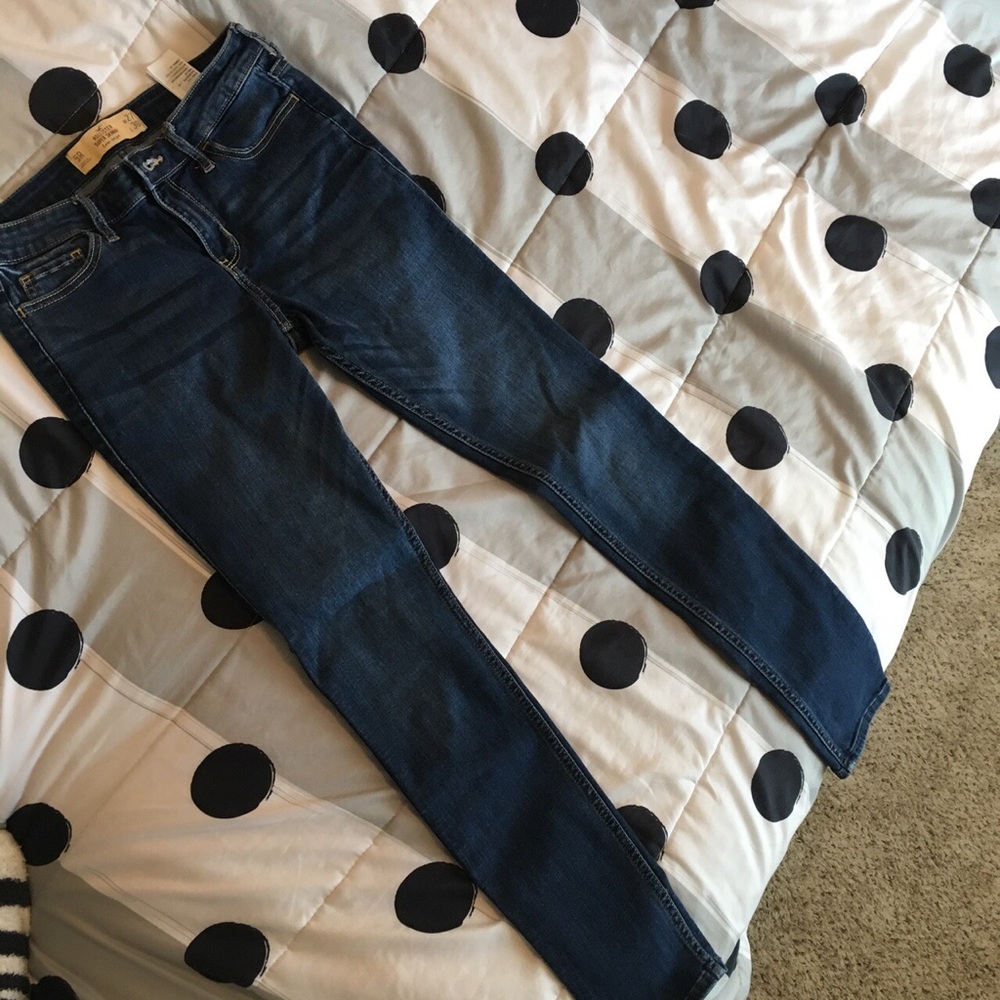 Hollister skinny jeans